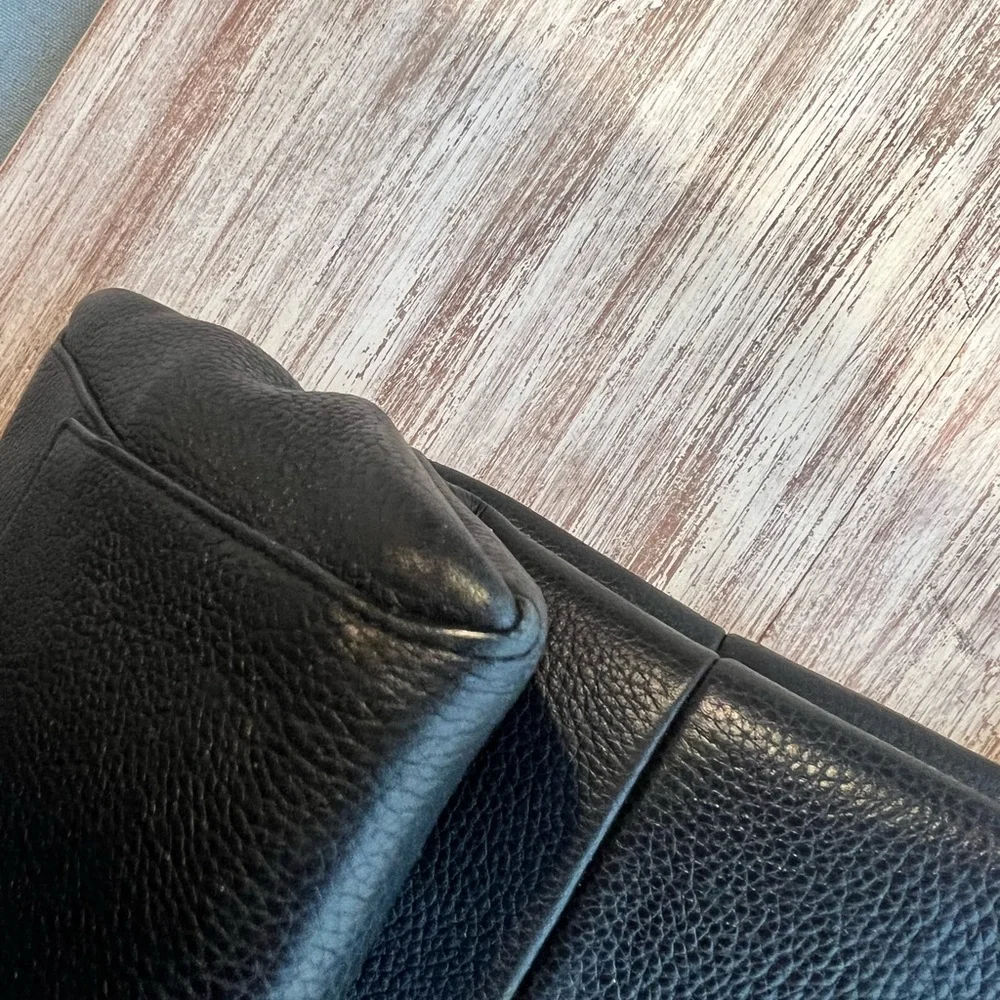 Large Pebbled Leather Coach Borough Bag (Rare) - Picture 11 of 16